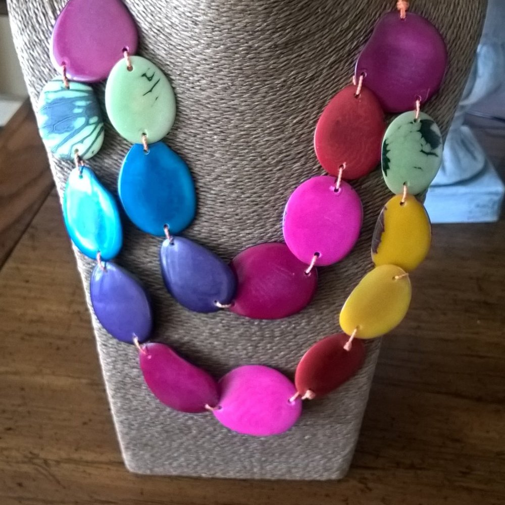 Tagua Nut Artisanal Necklace, multicolor, strechy